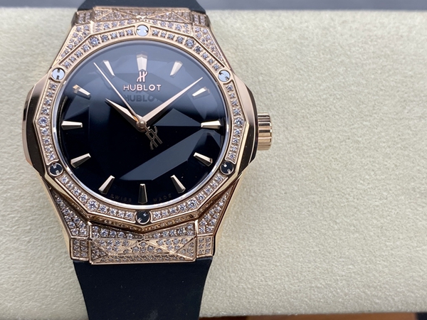 ウブロコピー時計全体デザイン